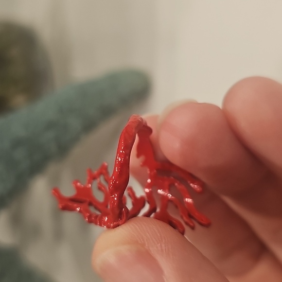 Red Coral Statement Ring - Picture 3 of 3